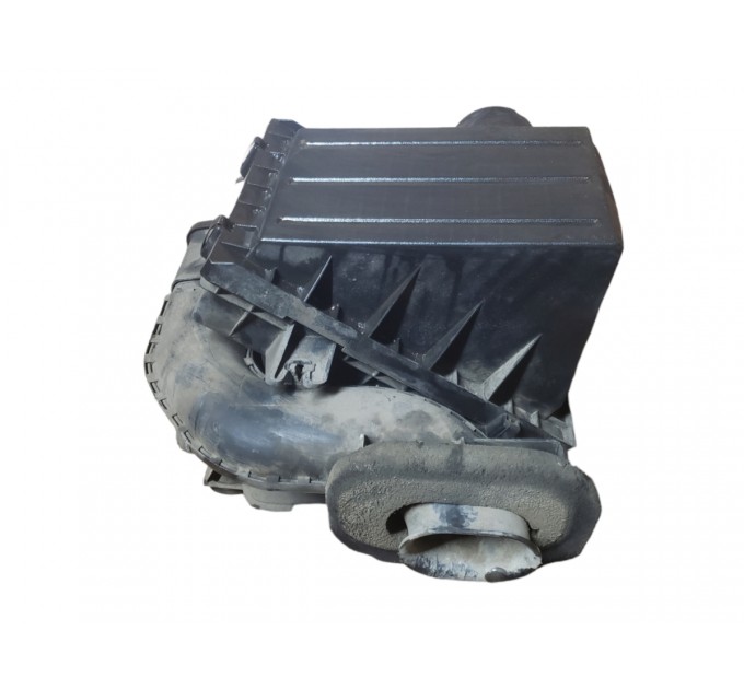 Короб воздушного фильтра Nissan Navara D40 2.5 2005-2012 16500EC00C