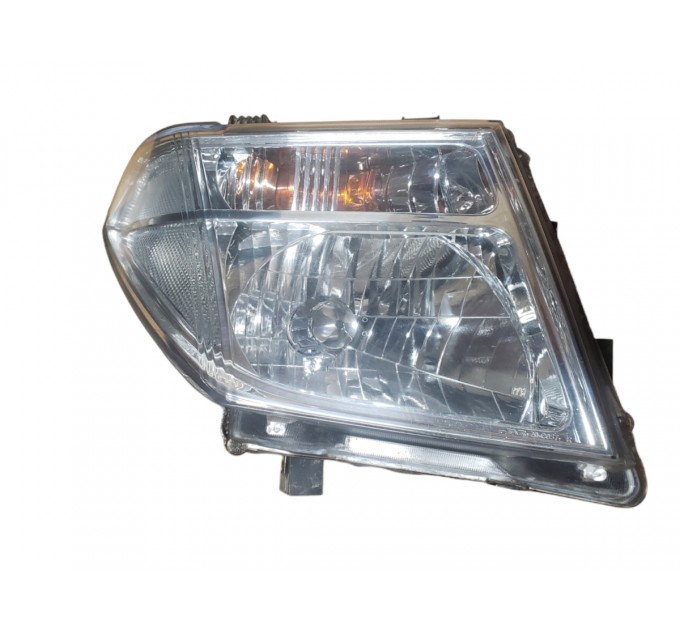 Правая фара Nissan Navara D40 2005-2012 26010EB30A