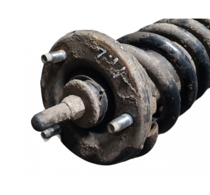 Передний амортизатор в сборе +1 С ЛОПНУВШЕЙ ПРУЖИНОЙ Nissan Navara D40 2005-2012 56100EB37D