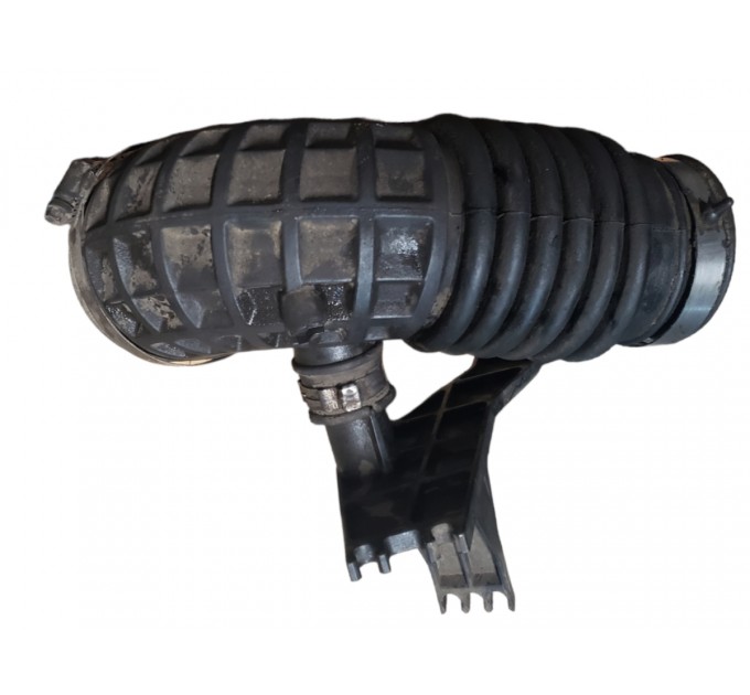 Патрубок воздушного фильтра Nissan Navara D40 2005-2012 16578EC00B
