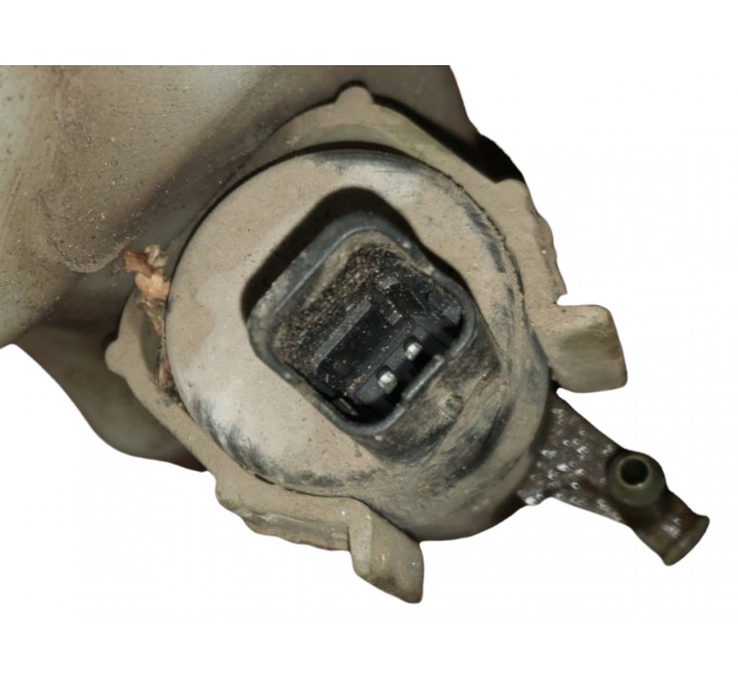 Бачок омывателя в сборе с моторчиками Nissan Navara D40 2005-2012 28910EB520