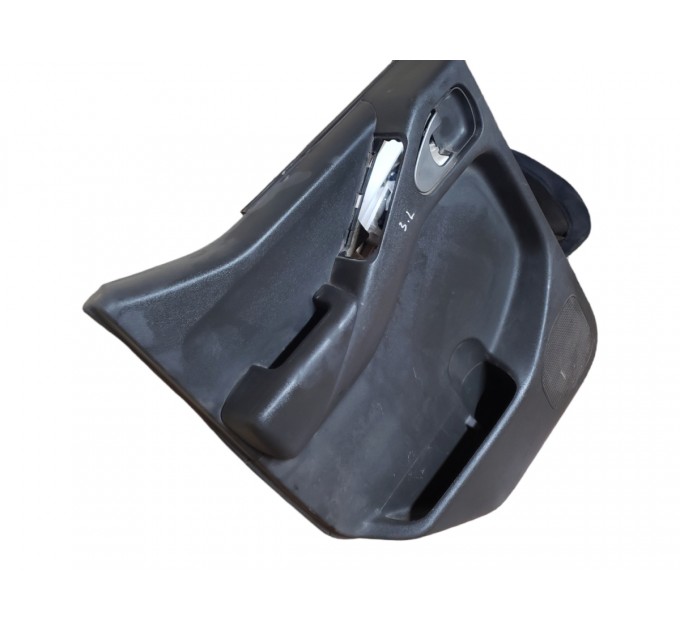 Карта двери задней левой Nissan Navara D40 2005-2012 82901EB16A