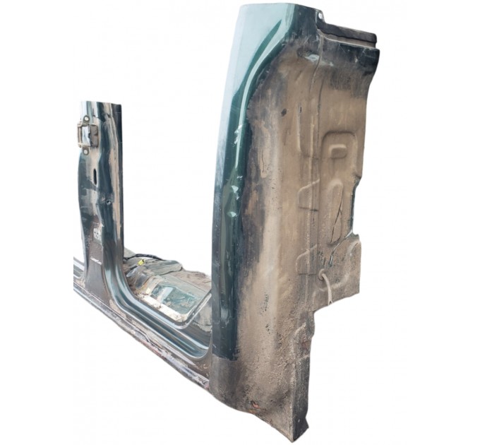 Порог кузова со стойкой левый Nissan Navara 2005-2012 76023EB36J