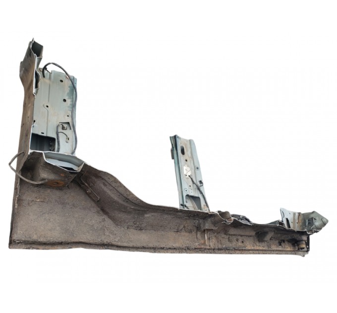Порог кузова со стойкой левый Nissan Navara 2005-2012 76023EB36J