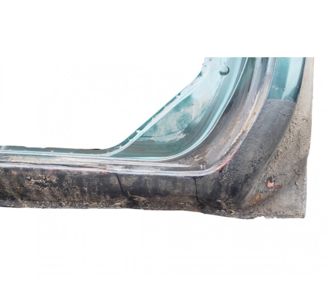 Порог кузова со стойкой левый Nissan Navara 2005-2012 76023EB36J