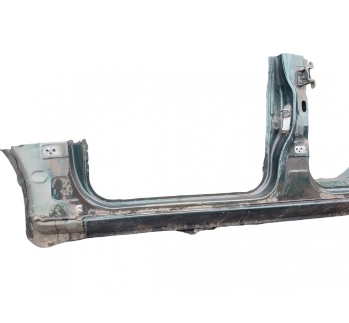 Порог кузова со стойкой левый Nissan Navara 2005-2012 76023EB36J