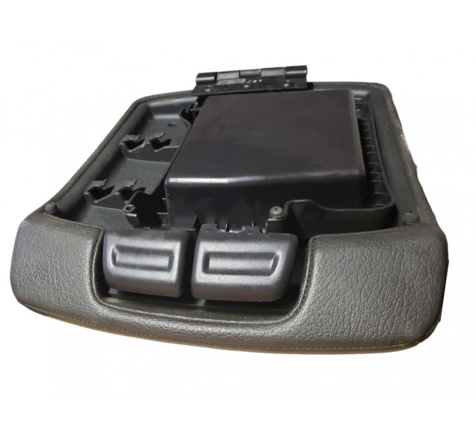 Крышка подлокотника Nissan Navara D40 2005-2012 96920EB33B