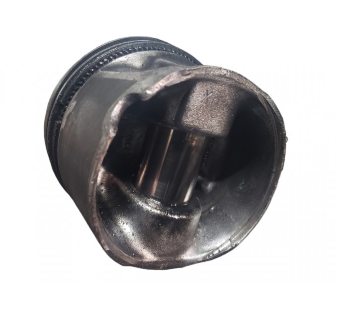 Поршень в сборе MAHLE STD YD25DDTT Nissan Navara D40 2005-2012  A2010EC00B