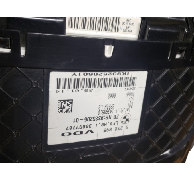 Расширеная приборка ЦАРАПИНЫ без проекции BMW F30 S610A=No  S6WAA=Yes 62109325206 62109379969