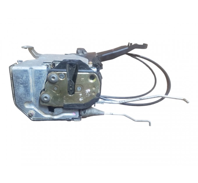Замок двери передней правой без електрической части Toyota Rav 4 CA20 2000-2005 6932042360