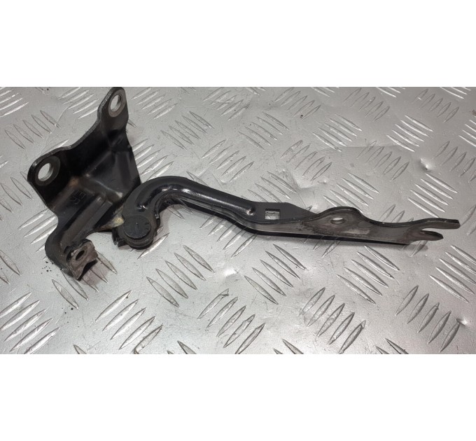 петля капота права MAZDA CX-7 2,3 (2006-2012) EG2152410C