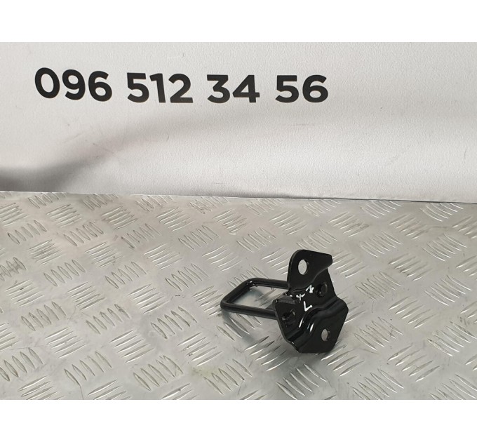 петля фиксатора спинки сидения левая MAZDA CX-7 2,3 (2006-2012) EG2157520