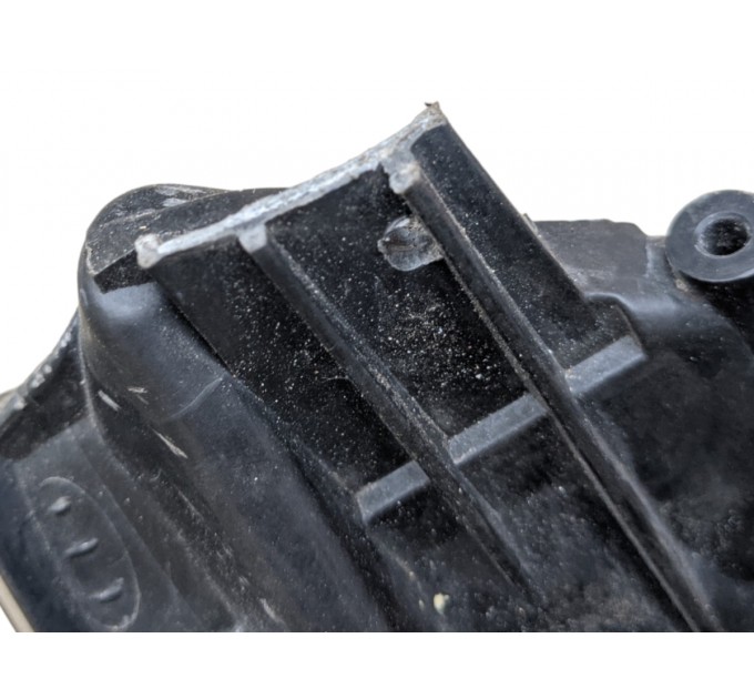 Фара передняя левая дефект Honda CR-V 3 2006-2011 33151SWWE01