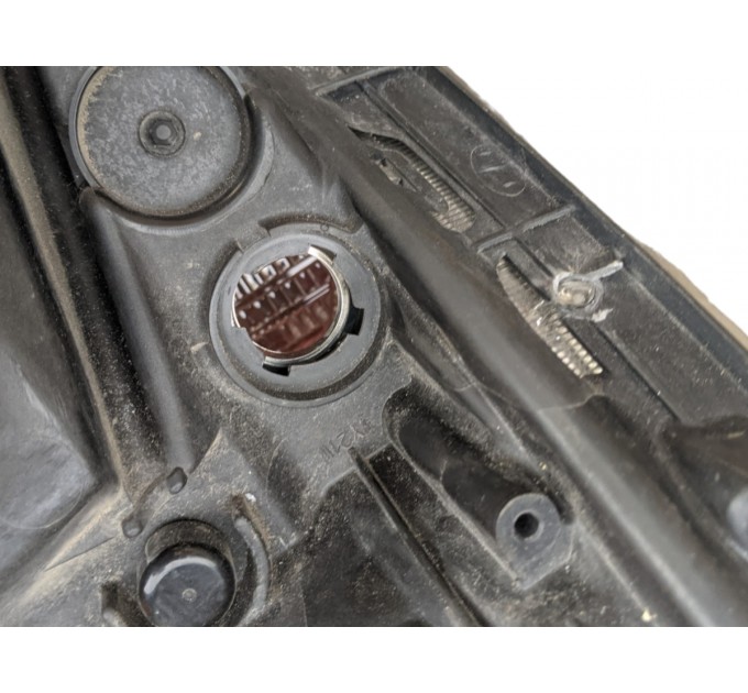 Фара передняя левая дефект Honda CR-V 3 2006-2011 33151SWWE01