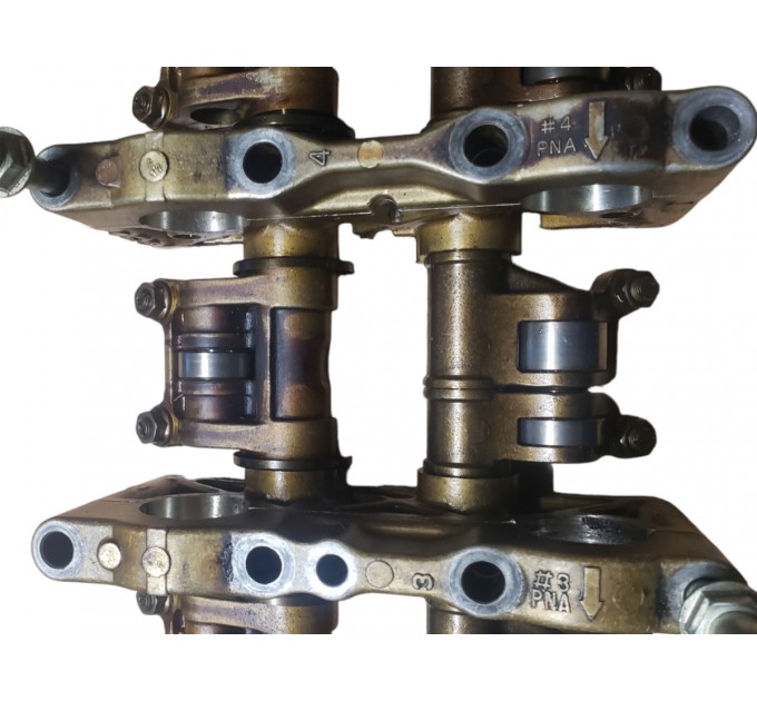 Блок рокеров в сборе K20A4 Honda CR-V 2 2002-2006 12100PNLE00
