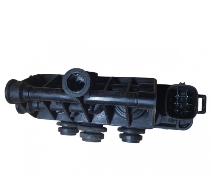 Передний блок клапанов пневмоподвески  Range Rover Sport L320 2004-2013 RVH000095
