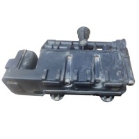 Задний блок клапанов пневмоподески Range Rover Sport L320 2004-2013 RVH000055
