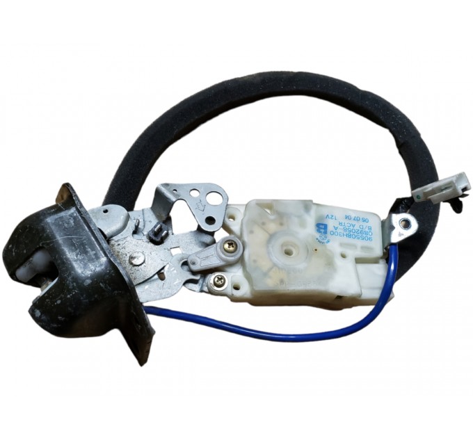 Замок крышки багажника NISSAN X-TRAIL T30 2002-2008 905028H300
