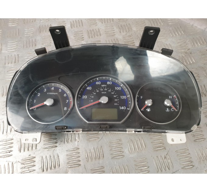 панель приладова Hyundai Santa Fe (2006-2012) 940110W130
