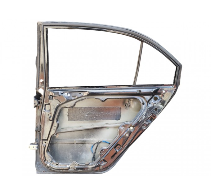 Дверь задняя правая Hyundai Sonata NF 2004-2009 770043K010