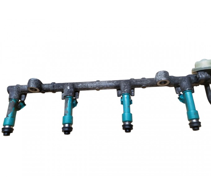 Комплект топливных форсунок с рейкой Toyota RAV4 CA20 2000-2006 2320928080
