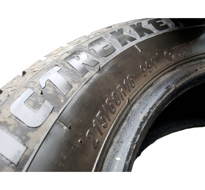 Комплект резины зимней Maxxis Arctictrekker 215/60R16 99T Остаток протектора 6мм