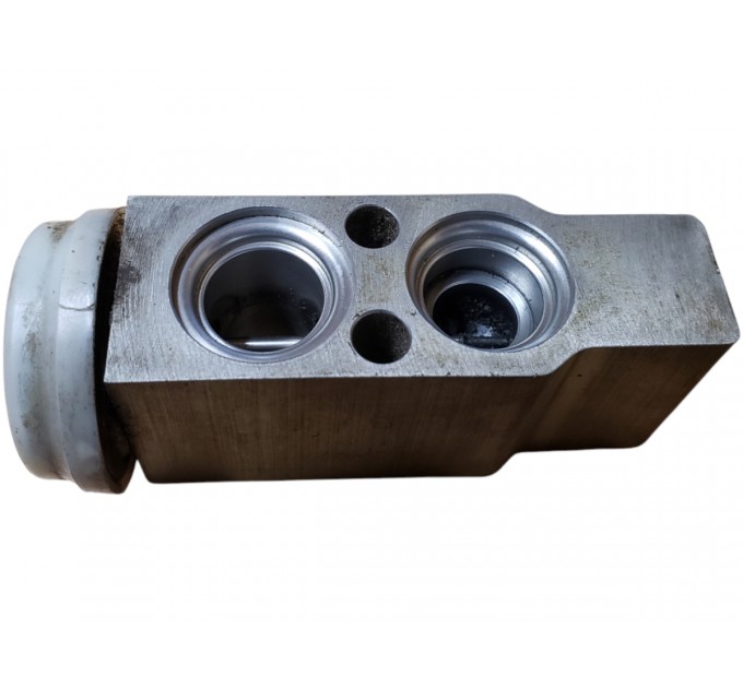 Клапан trv Hyundai Santa-Fe 2 2006-2012 976042B000