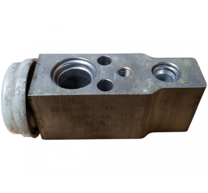 Клапан trv Hyundai Santa-Fe 2 2006-2012 976042B000