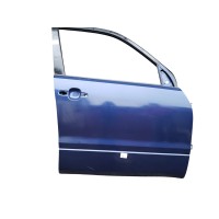 дверь передняя правая синяя suzuki grand vitara 2005-2015 6800165843