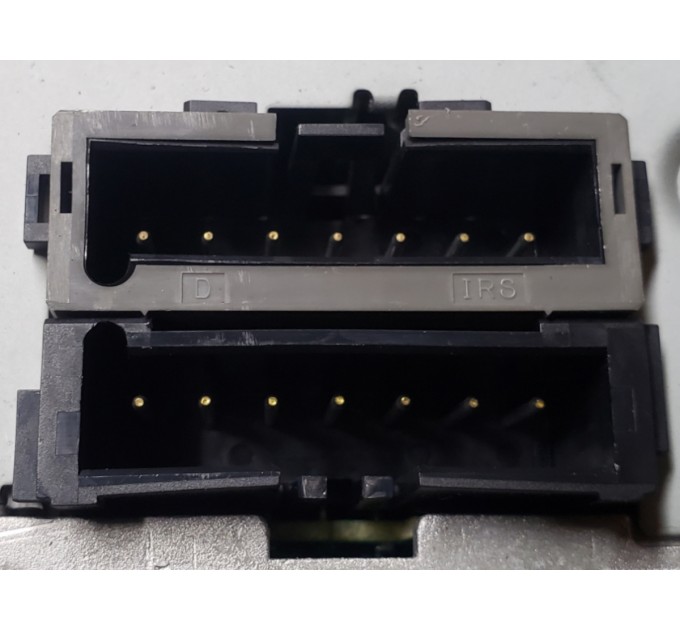 Магнитола Jeep Grand Cherokee WJ 1998-2004 04858543AE