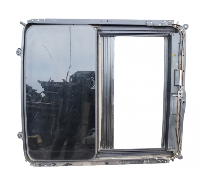 Люк в сборе Jeep Grand Cherokee WJ 2.5D 1998-2004 55135858AB
