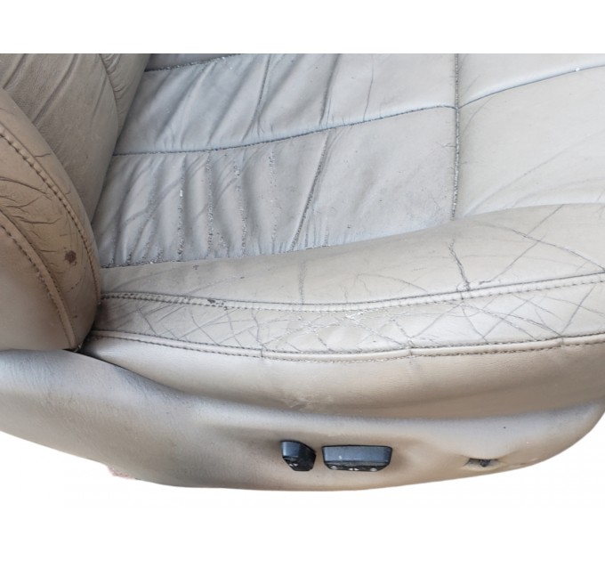 Сидение переднее пассажирское Jeep Grand Cherokee WJ 3.1D 1998-2004 SK311AZAA
