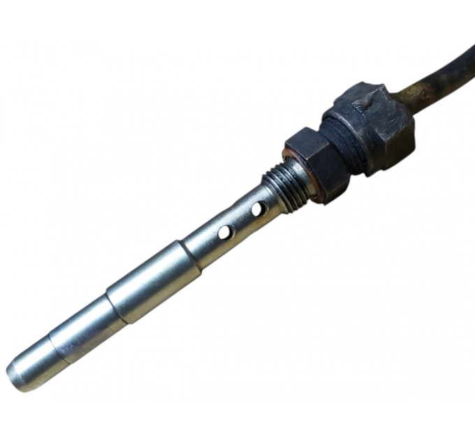 Трубка подачи масла в турбину Jeep Grand Cherokee WJ 3.1D 1998-2004 5015023AA