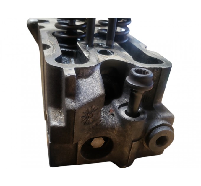 Головка блока цилиндра Jeep Grand Cherokee WJ 3.1D 1998-2004 4883416AB