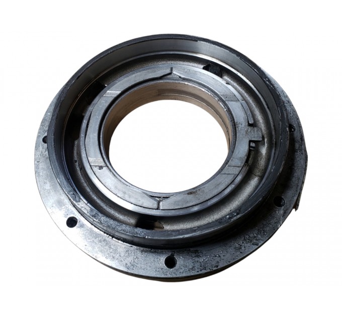 Опора коренного вкладыша коленвала Jeep Grand Cherokee WJ 3.1D 1998-2004 5014975AA
