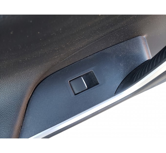 Комплект дверных карт Toyota RAV4 XA50 2018-2023 6762042D30C2