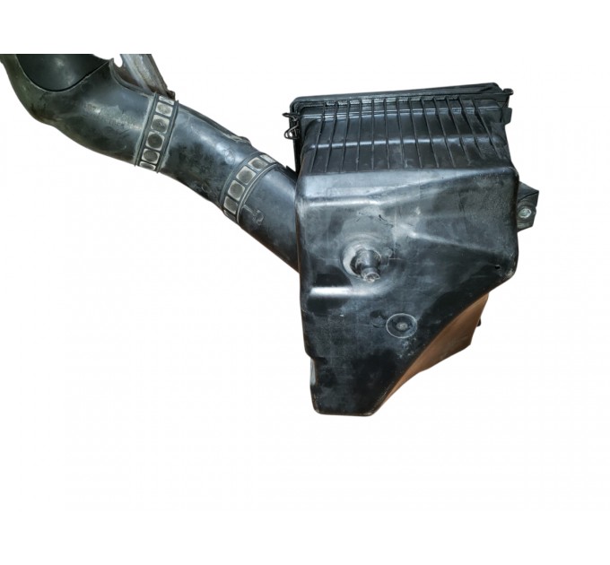 Корпус воздушгого фильтра 3.0crdi jeep grand cherokee wk 2005-2010  53013803AC