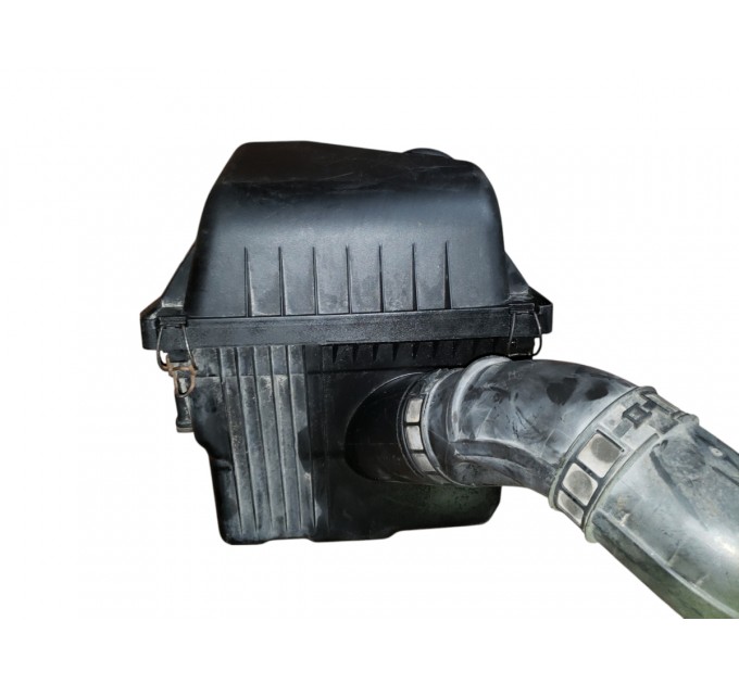 Корпус воздушгого фильтра 3.0crdi jeep grand cherokee wk 2005-2010  53013803AC