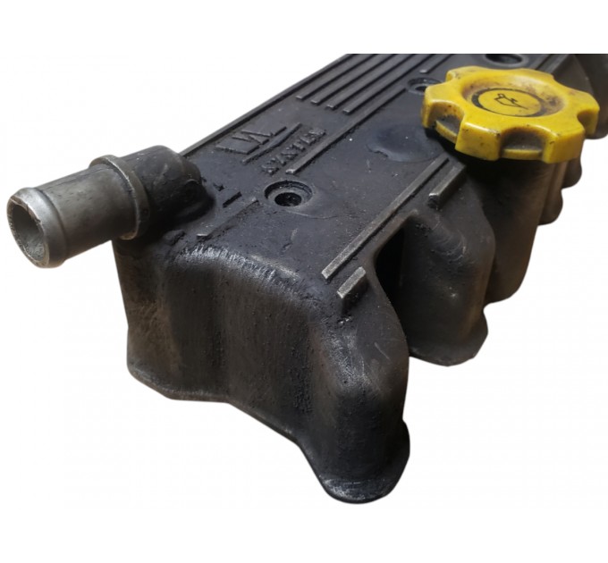 Клапанная крышка Jeep Grand Cherokee WJ 3.1D 1998-2004 5015078AA