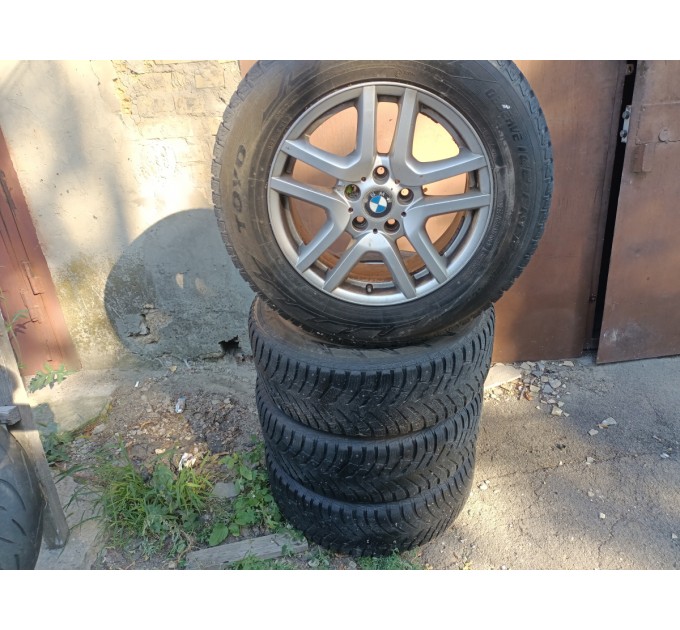 Комплект колёсных дисков с зимней резиной 235/65 R17 BMW X5 E53 SEH2IS40