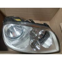 Фара правая Volkswagen Touran 2003-2006 1T0941006F