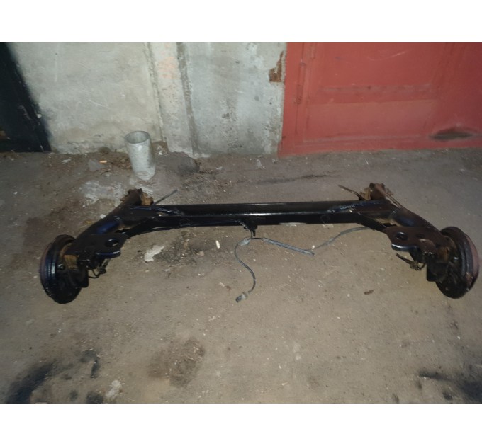 Балка задняя в сборе Ford Fiesta MK5 1.3 2002-2008 1437437
