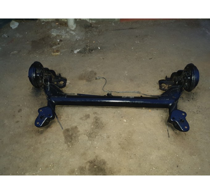 Балка задняя в сборе Ford Fiesta MK5 1.3 2002-2008 1437437
