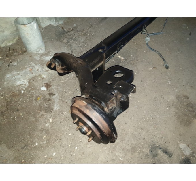 Балка задняя в сборе Ford Fiesta MK5 1.3 2002-2008 1437437