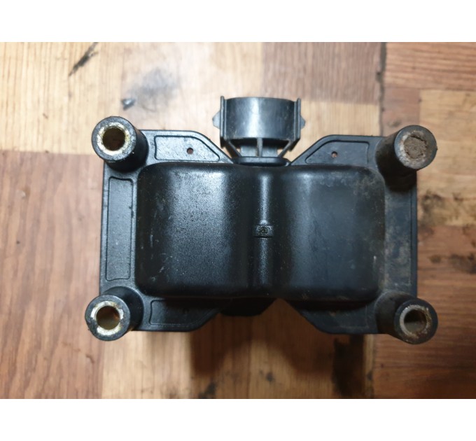 Котушка зажигания Ford Fiesta MK5 1.3 2002-2008 1317972