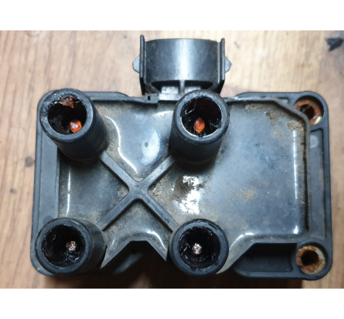 Котушка зажигания Ford Fiesta MK5 1.3 2002-2008 1317972