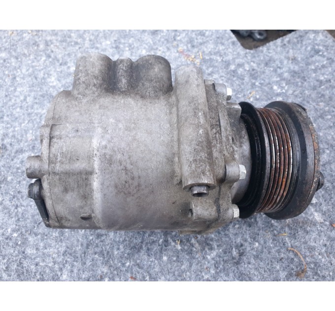 Компрессор кондиционера Ford Fiesta MK5 1.3 2002-2008 1405818