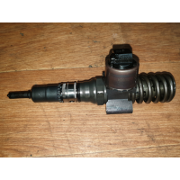 Форсунка Volkswagen Touran 2.0D BKD 2003-2006 03G130073G