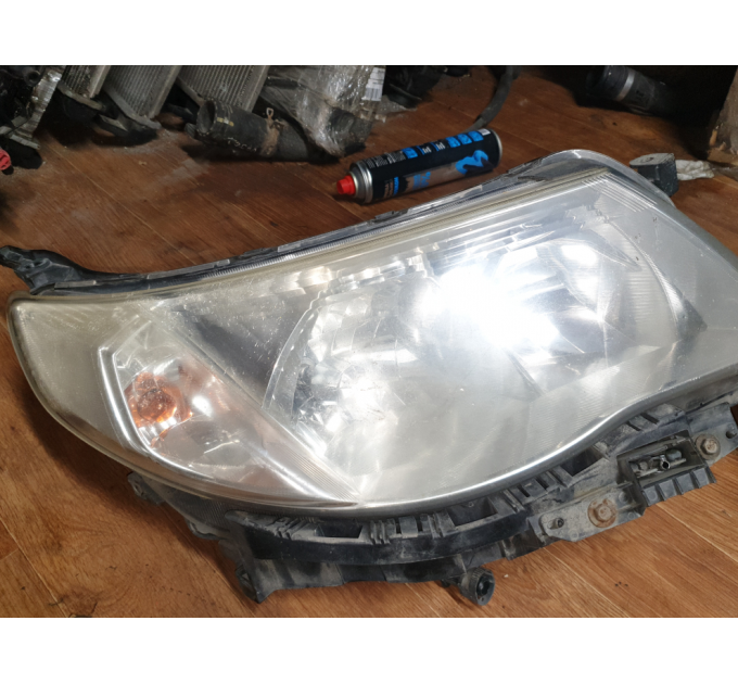 Фара правая Subaru Forester 2008-2012 84001SC223