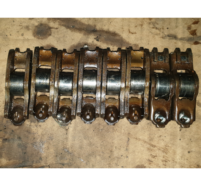 Комплект рокеров Ford Fiesta MK5 1.3 2002-2008 1089827
